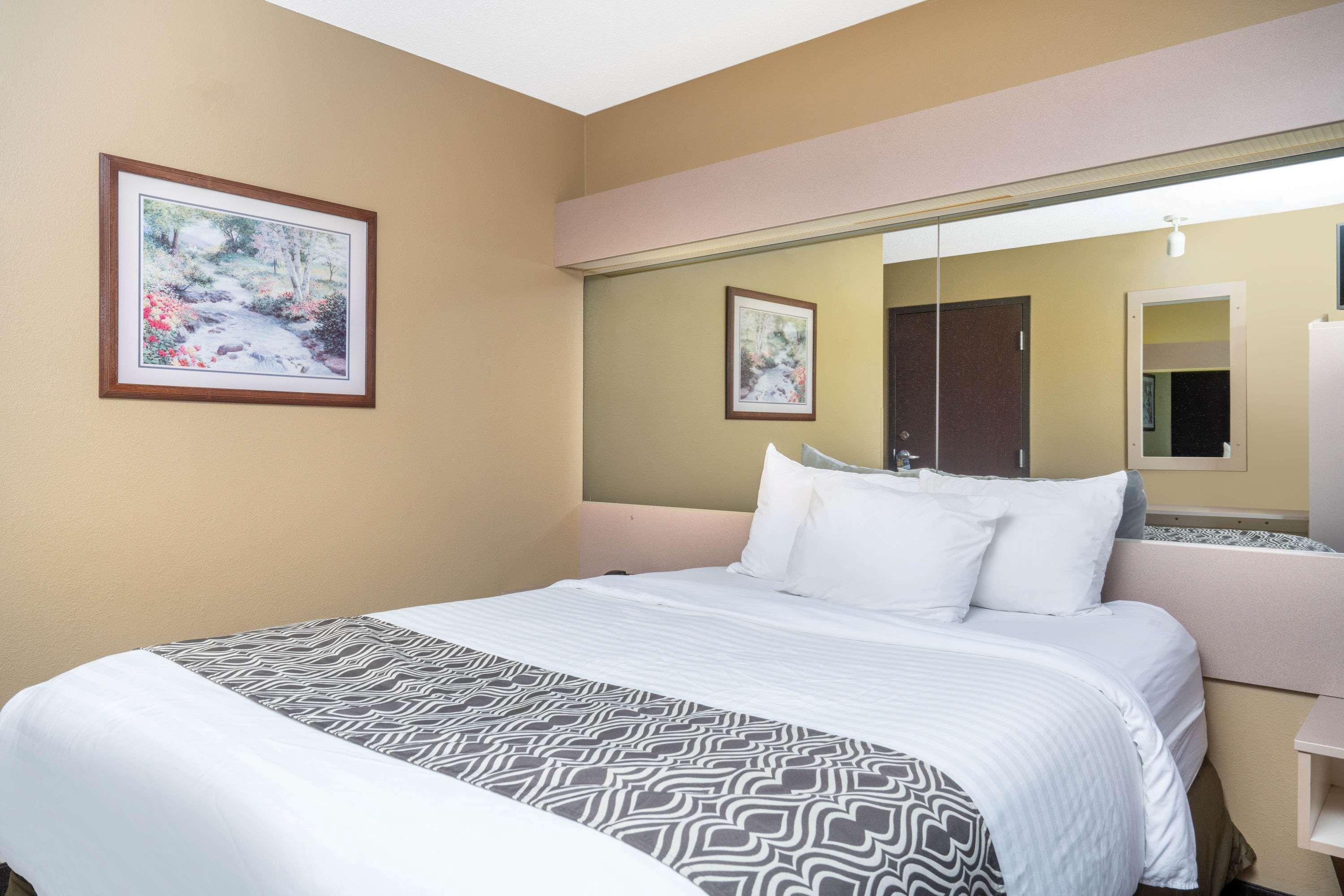 Microtel Inn & Suites By Wyndham Eagan/St Paul Екстериор снимка