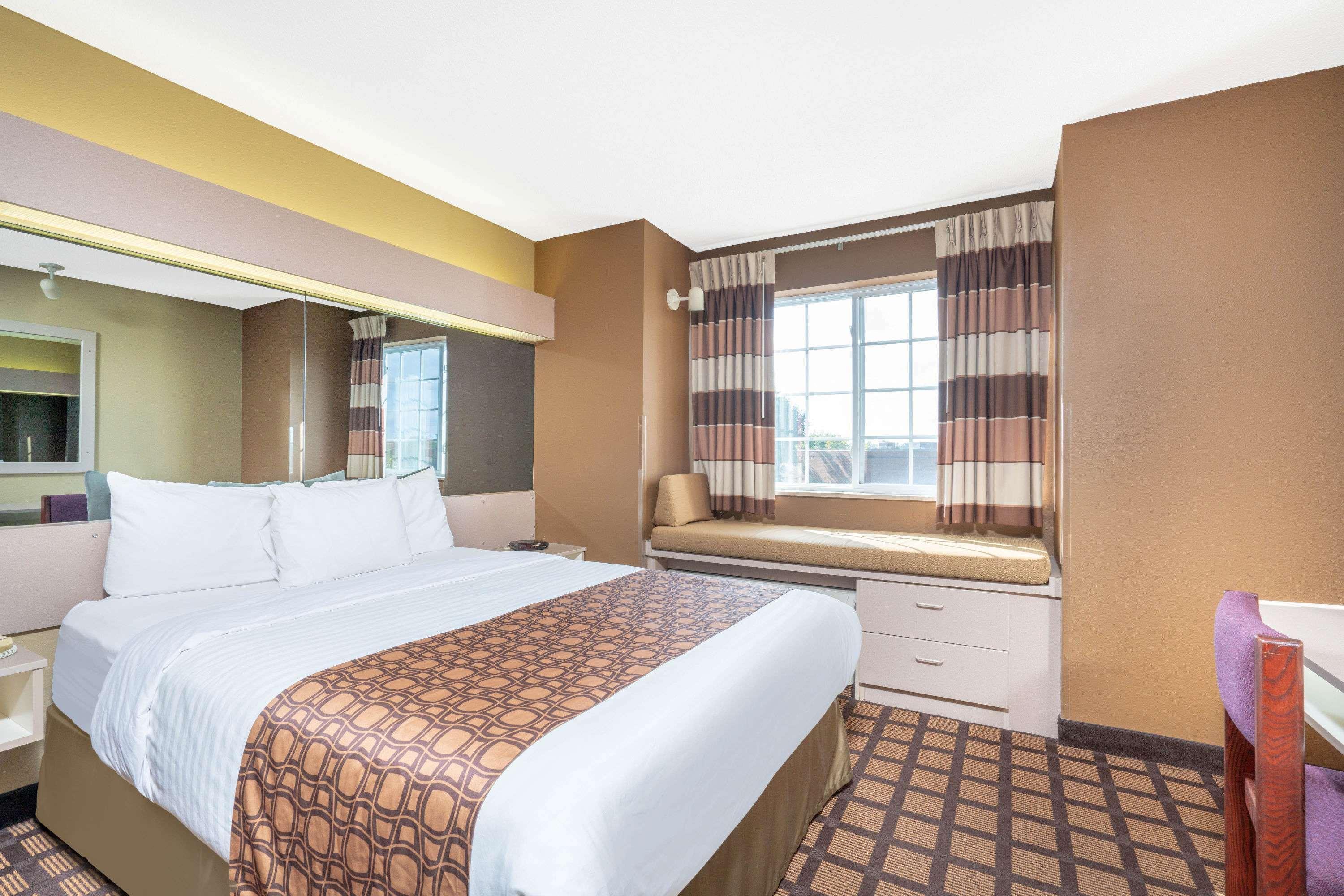 Microtel Inn & Suites By Wyndham Eagan/St Paul Екстериор снимка