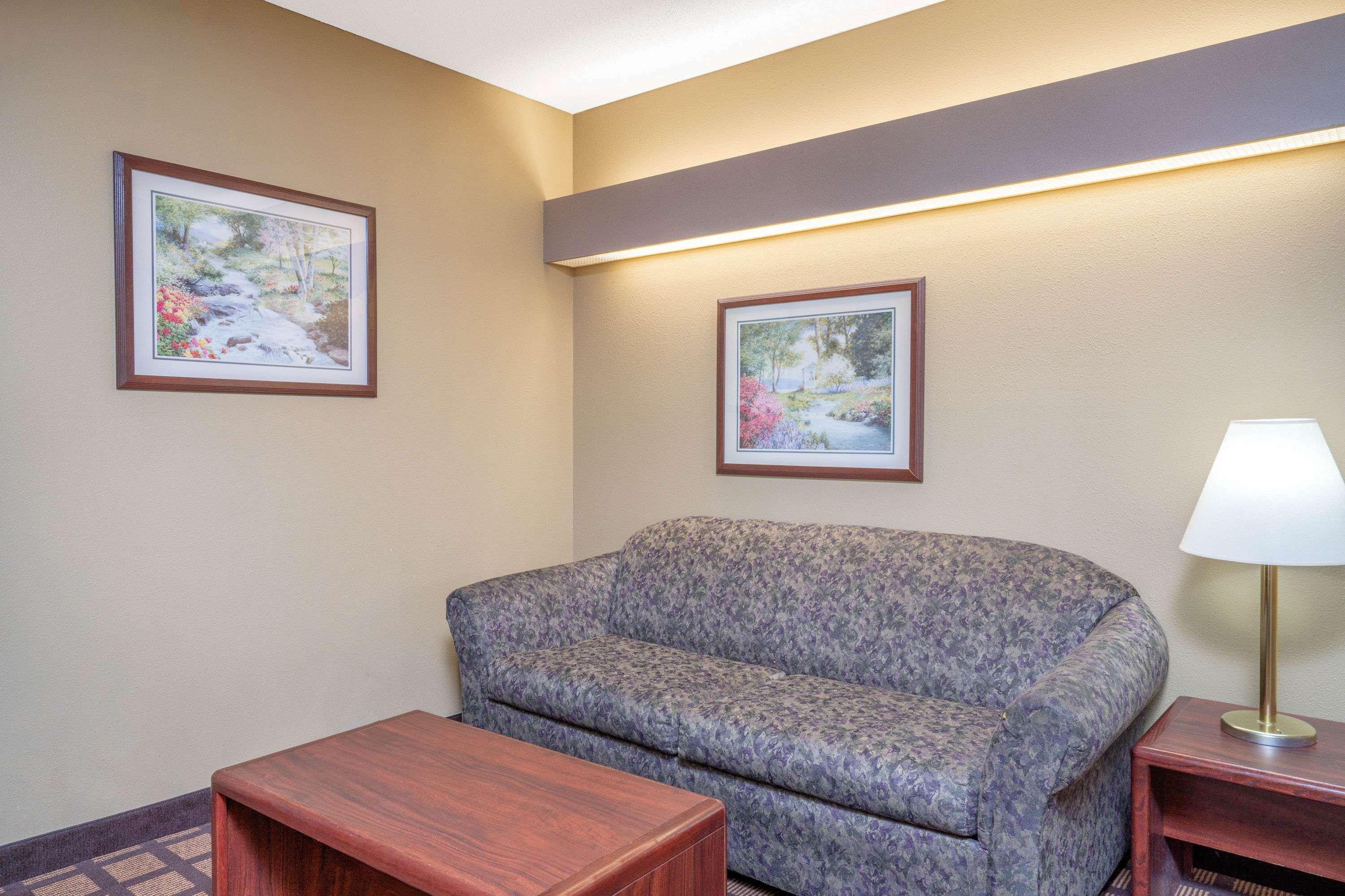 Microtel Inn & Suites By Wyndham Eagan/St Paul Екстериор снимка