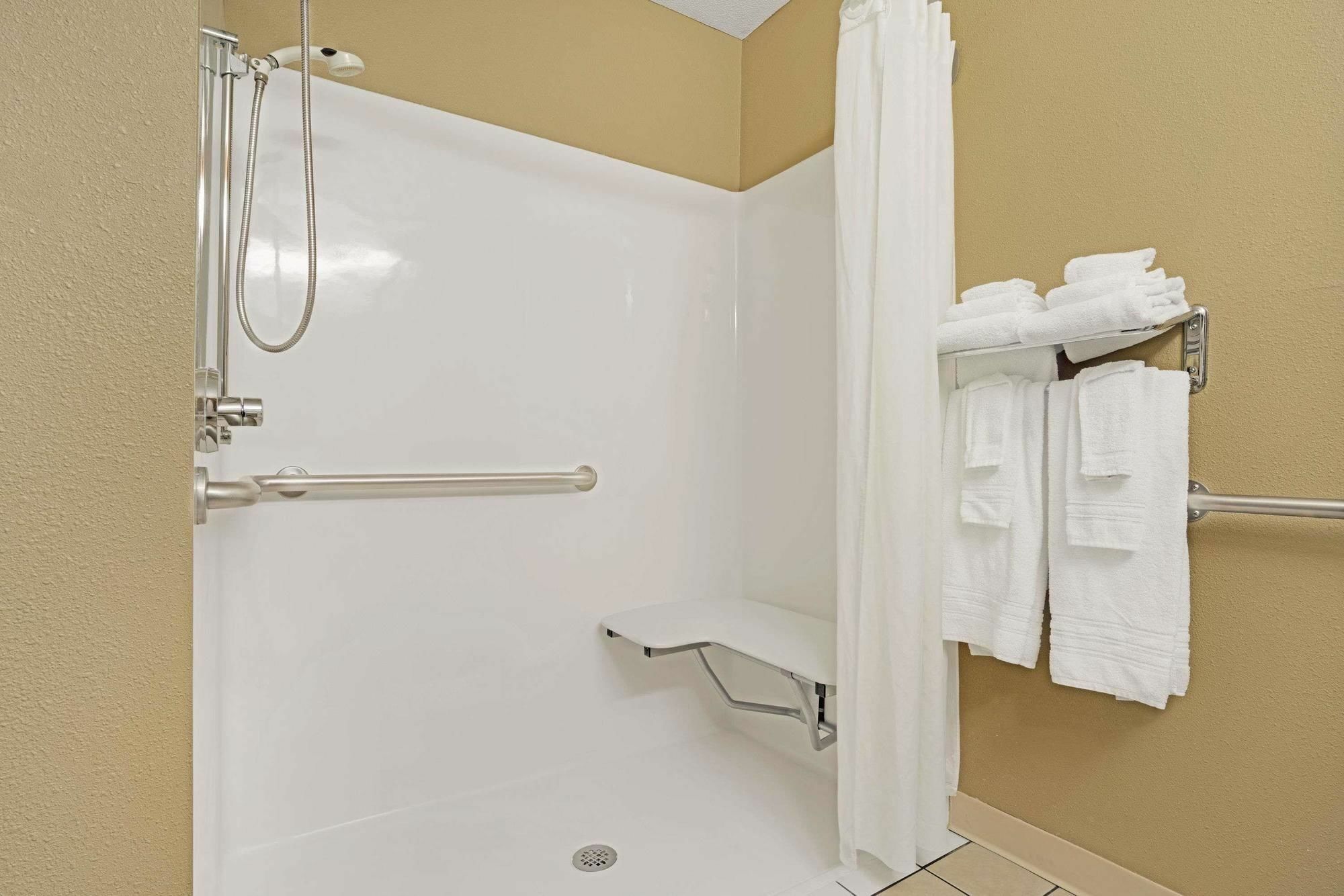 Microtel Inn & Suites By Wyndham Eagan/St Paul Екстериор снимка