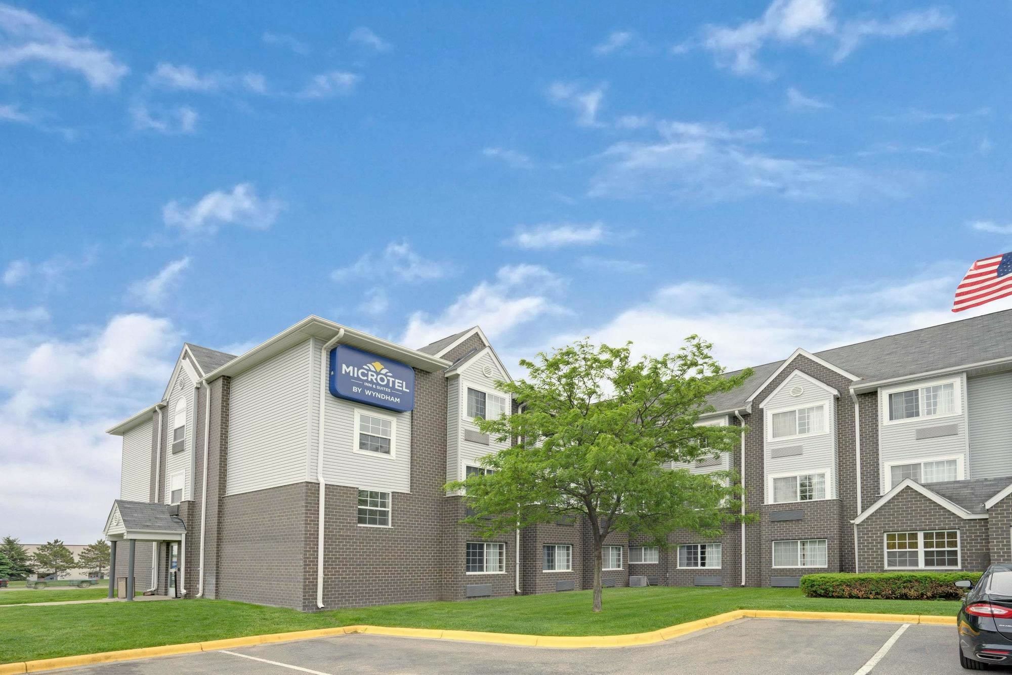 Microtel Inn & Suites By Wyndham Eagan/St Paul Екстериор снимка